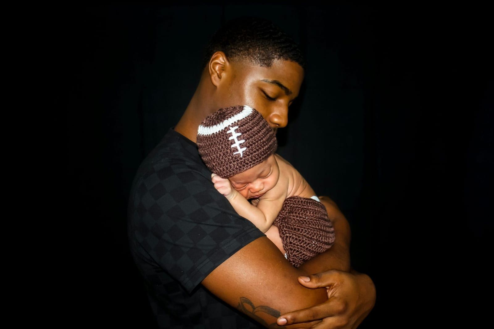 Chris Mac Vpnvj2lrv4m - Newborn Care